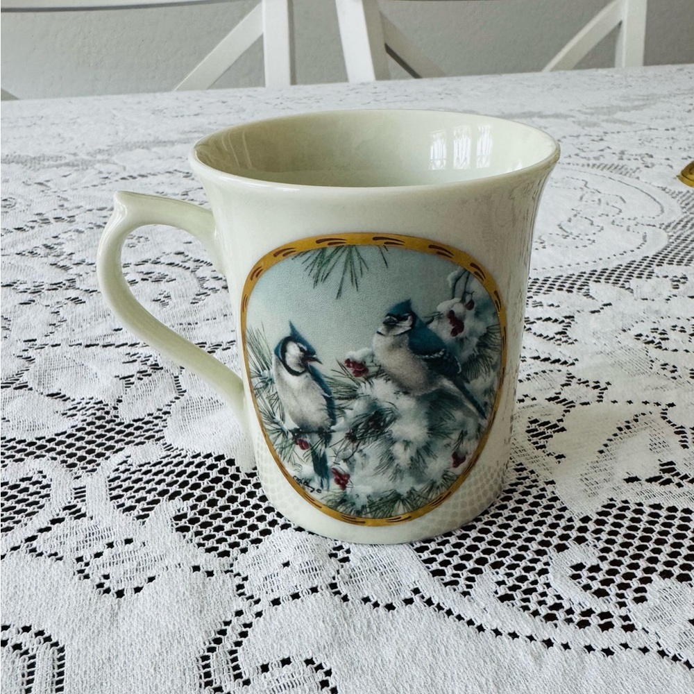 Lenox Nature’s Cottage Mug with Blue and Gold Bird Design